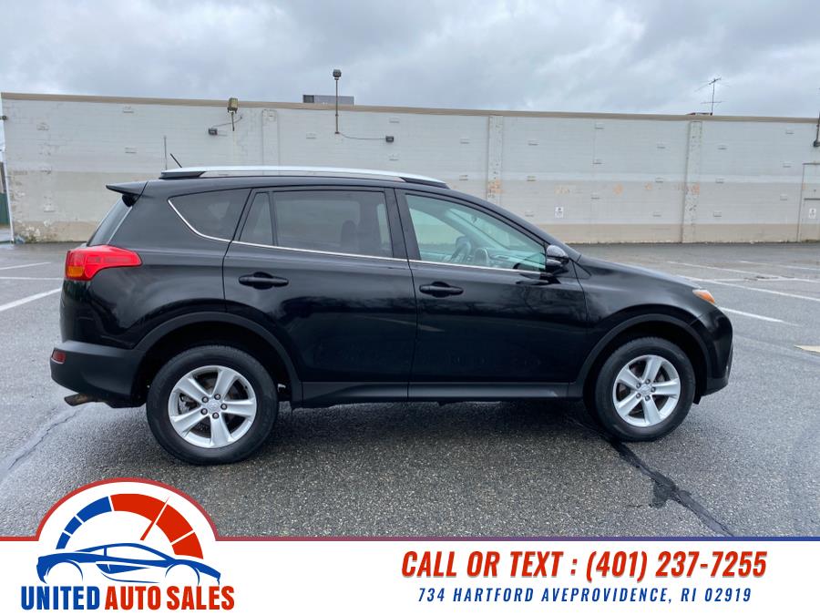 2013 Toyota RAV4 XLE photo