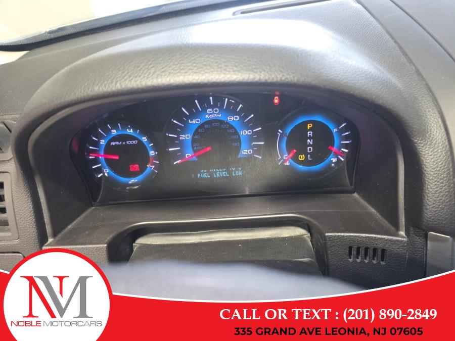 2012 Ford Fusion SE photo