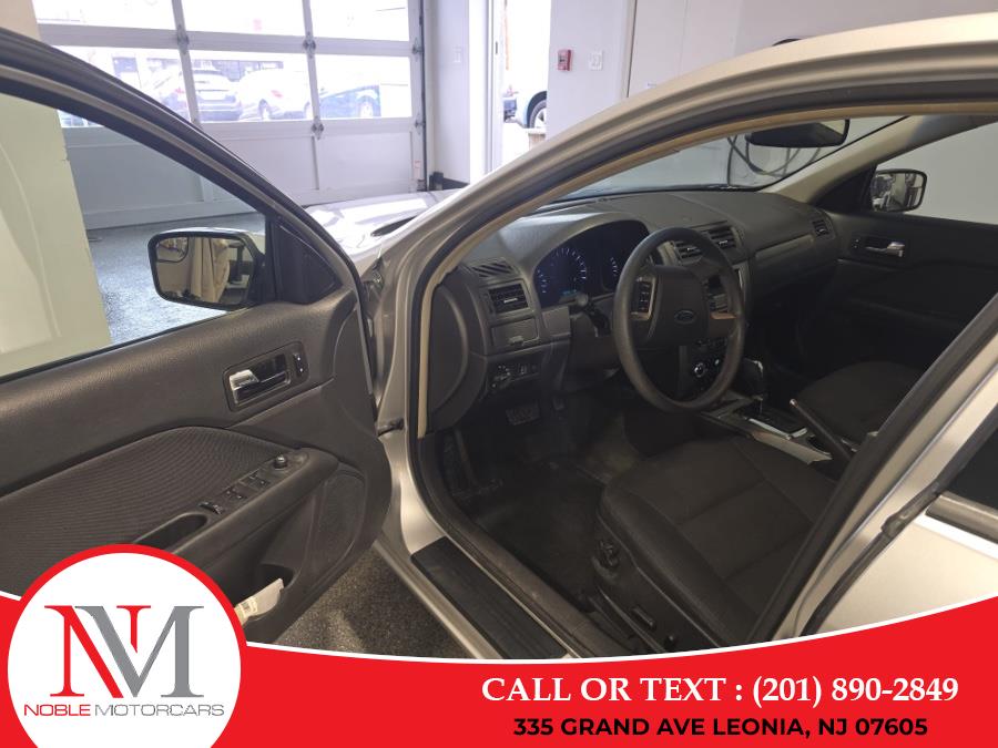 2012 Ford Fusion SE photo