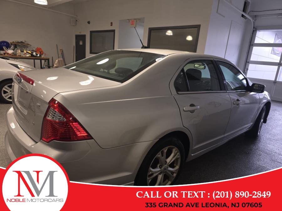 2012 Ford Fusion SE photo
