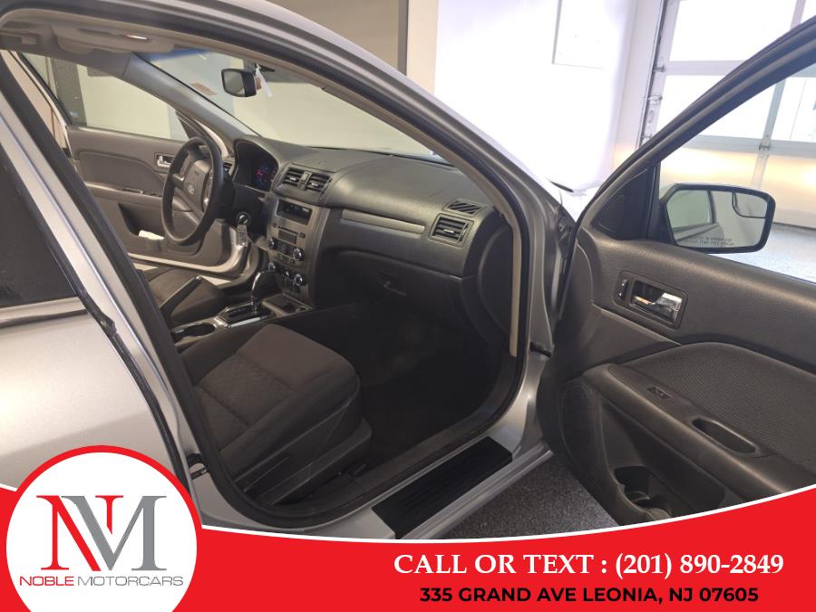 2012 Ford Fusion SE photo