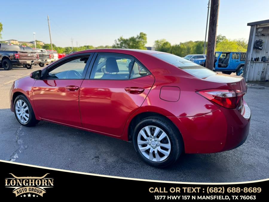 2017 Toyota Corolla SE CVT (Natl) photo