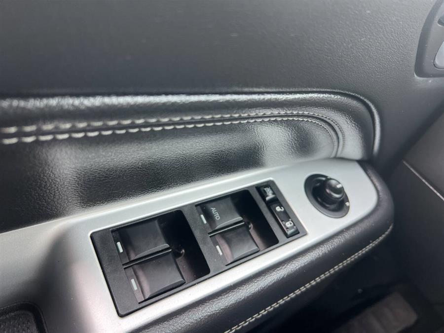 2016 Jeep Compass Latitude 4x4 4dr SUV photo