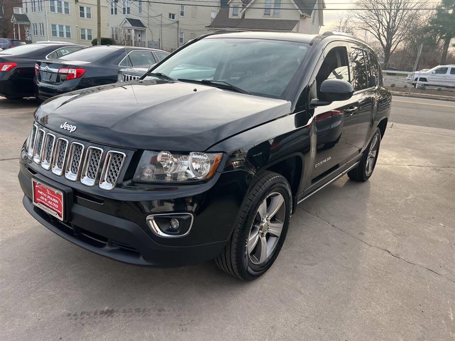 2016 Jeep Compass Latitude 4x4 4dr SUV photo