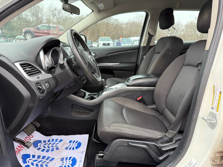 2013 Dodge Journey SE photo