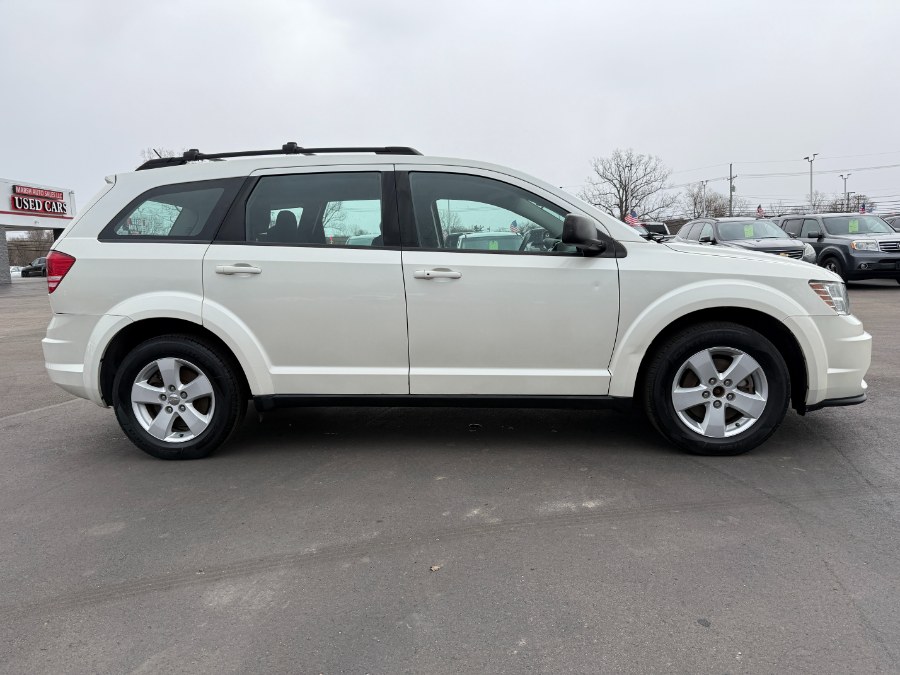 2013 Dodge Journey SE photo