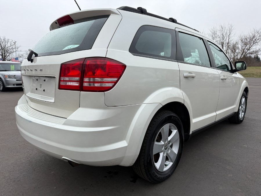 2013 Dodge Journey SE photo