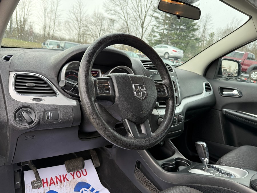 2013 Dodge Journey SE photo
