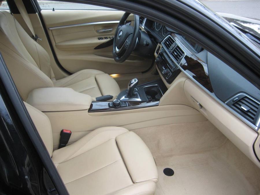 2016 BMW 3-Series 328i xDrive AWD 4dr Sedan SULE photo