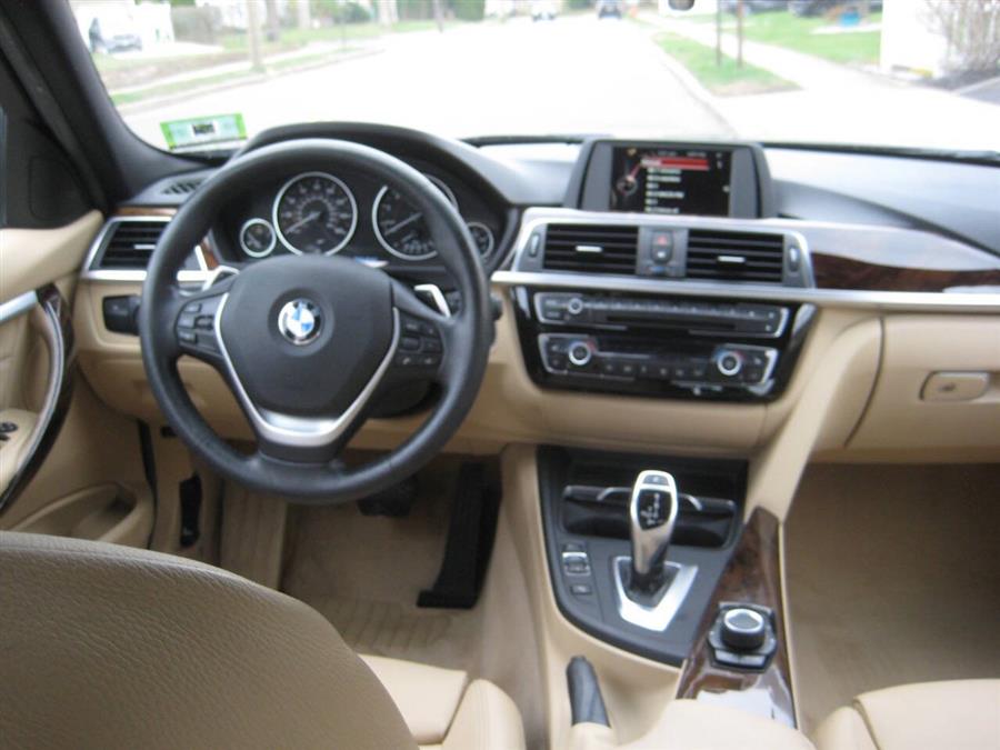 2016 BMW 3-Series 328i xDrive AWD 4dr Sedan SULE photo