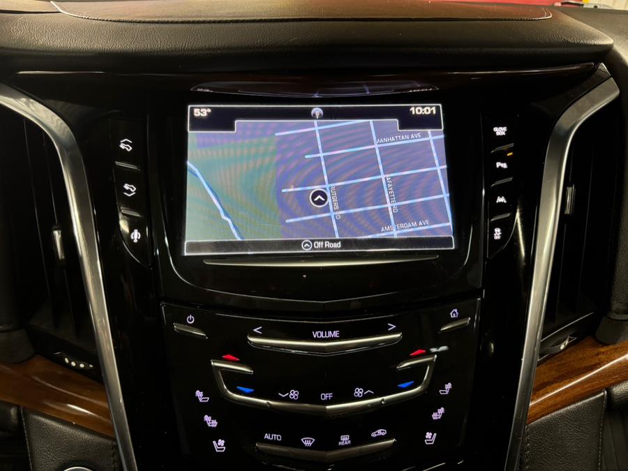 2016 Cadillac Escalade 4WD 4dr Luxury Collection photo