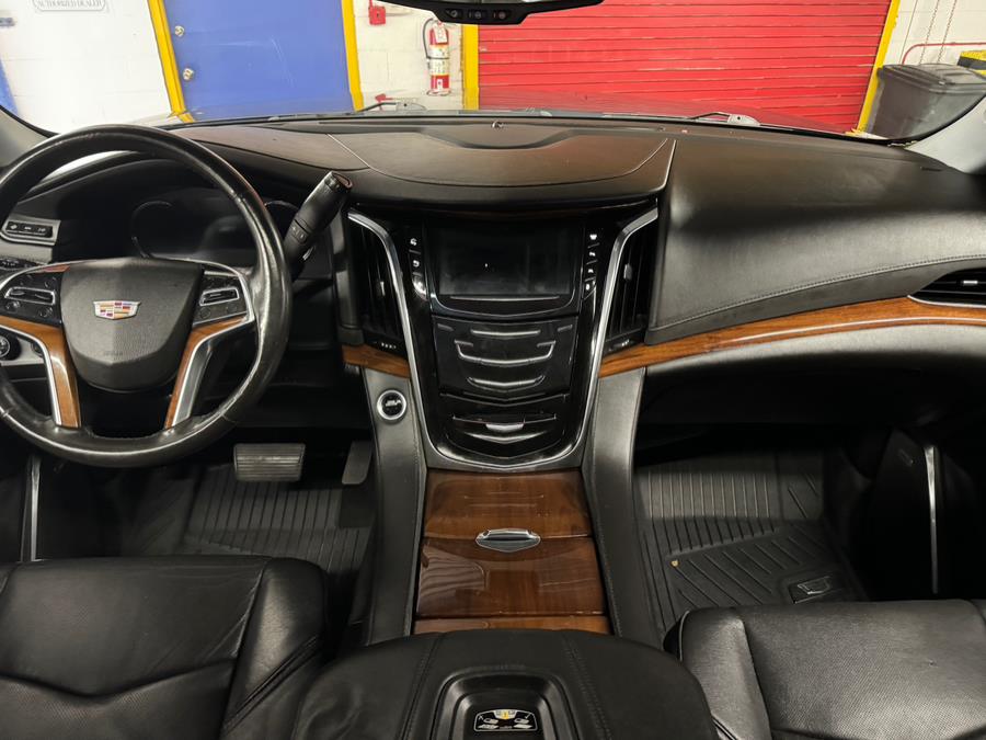 2016 Cadillac Escalade 4WD 4dr Luxury Collection photo