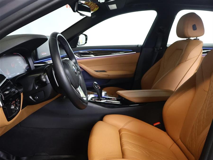 2022 BMW 5-Series 530 XI photo