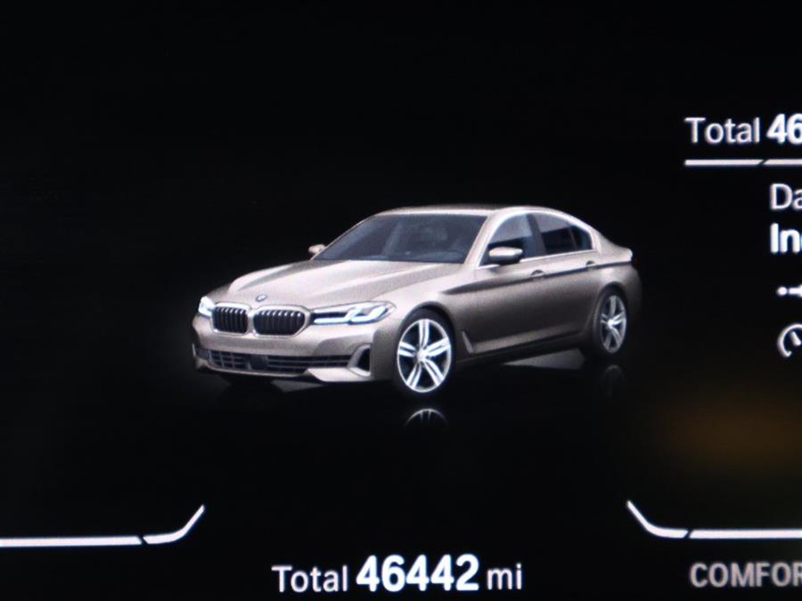 2022 BMW 5-Series 530 XI photo