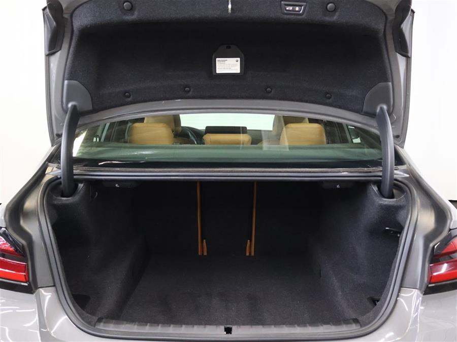 2022 BMW 5-Series 530 XI photo