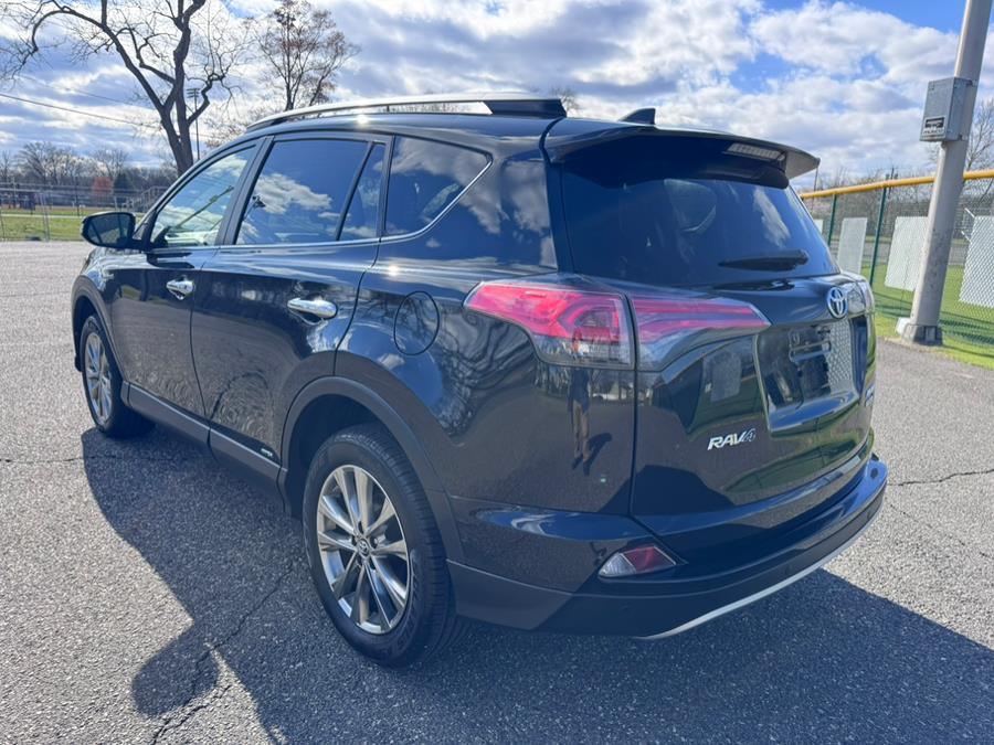 2017 Toyota RAV4 Hybrid Limited AWD (Natl) photo