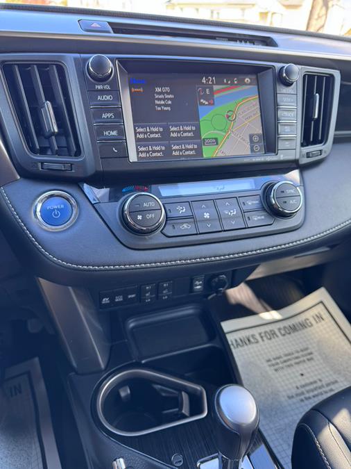 2017 Toyota RAV4 Hybrid Limited AWD (Natl) photo