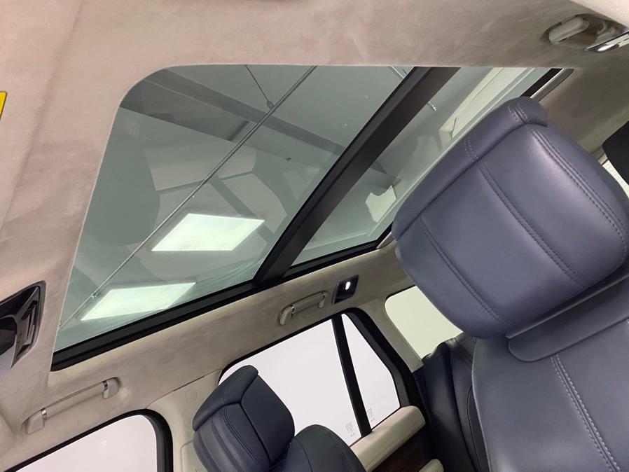 2019 Land Rover Range Rover V8 Supercharged SWB photo