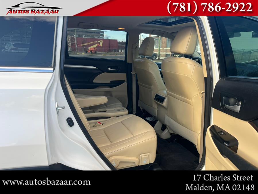 2015 Toyota Highlander AWD 4dr V6 XLE (Natl) photo