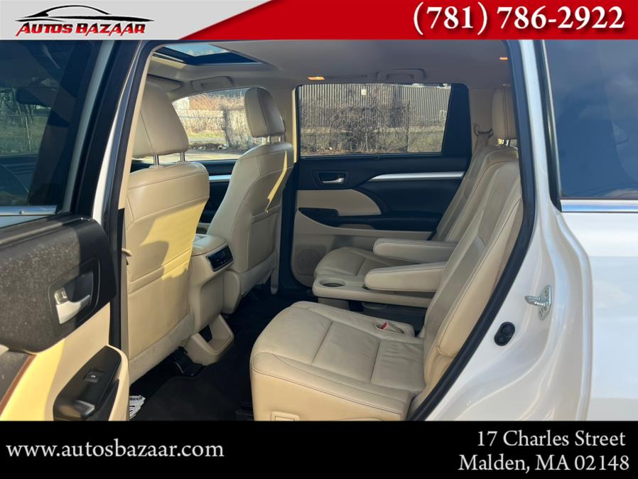 2015 Toyota Highlander AWD 4dr V6 XLE (Natl) photo