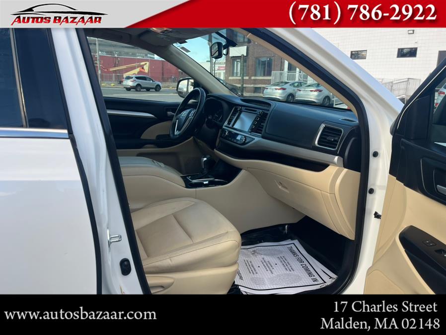 2015 Toyota Highlander AWD 4dr V6 XLE (Natl) photo