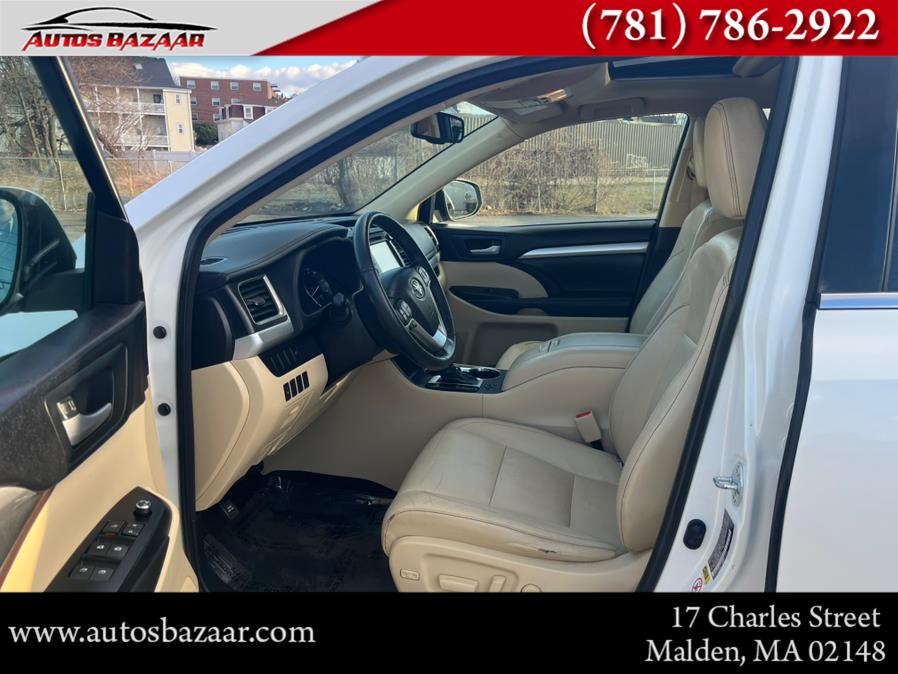 2015 Toyota Highlander AWD 4dr V6 XLE (Natl) photo