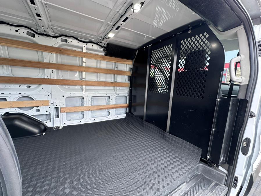 2023 Ford Transit Cargo Van T-250 130