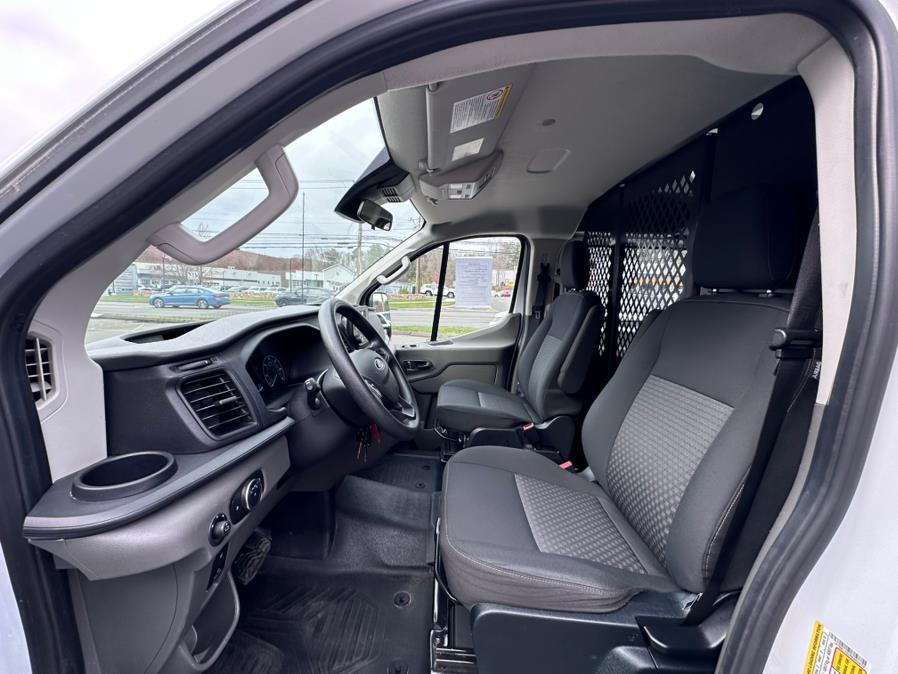 2023 Ford Transit Cargo Van T-250 130