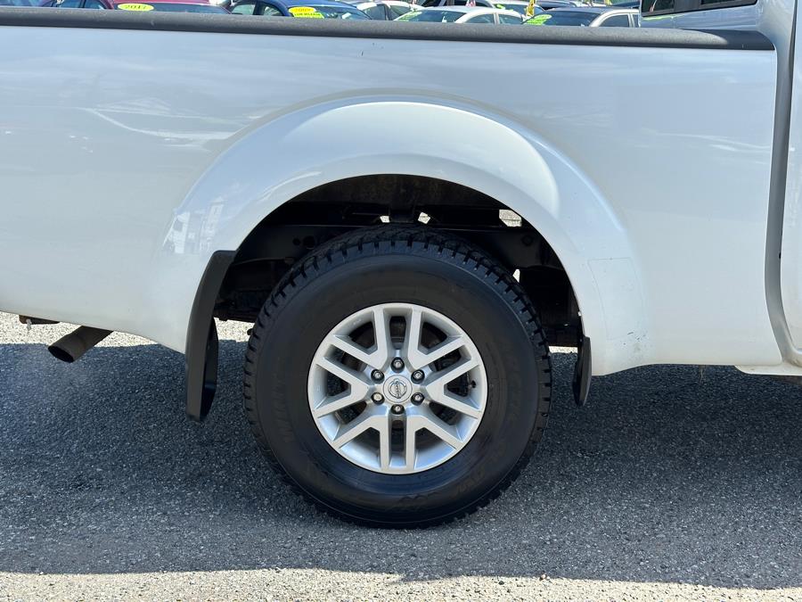 2021 Nissan Frontier King Cab 4x4 SV Auto photo
