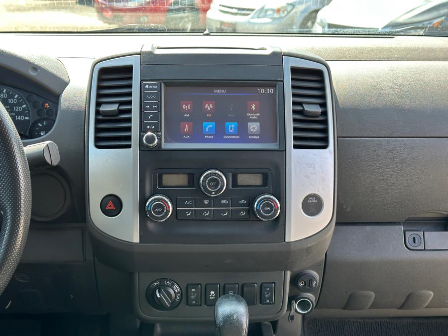 2021 Nissan Frontier King Cab 4x4 SV Auto photo