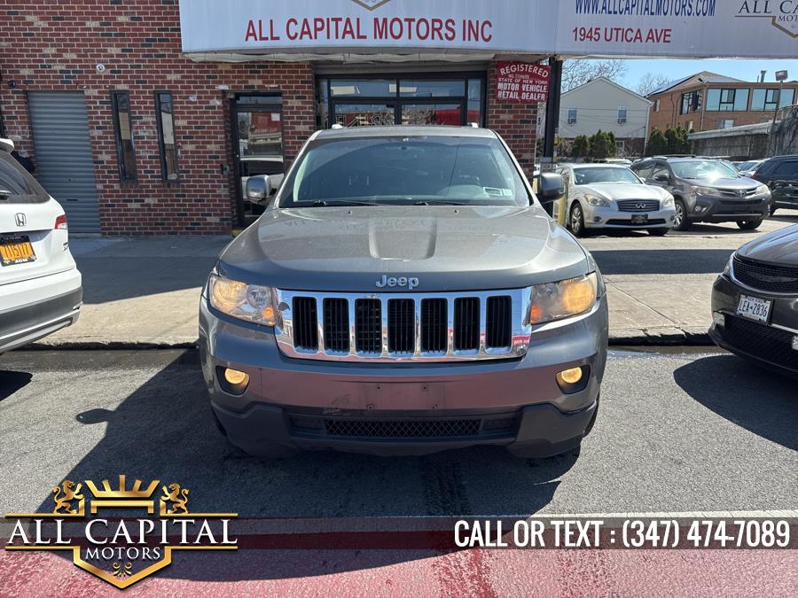2011 Jeep Grand Cherokee Laredo photo
