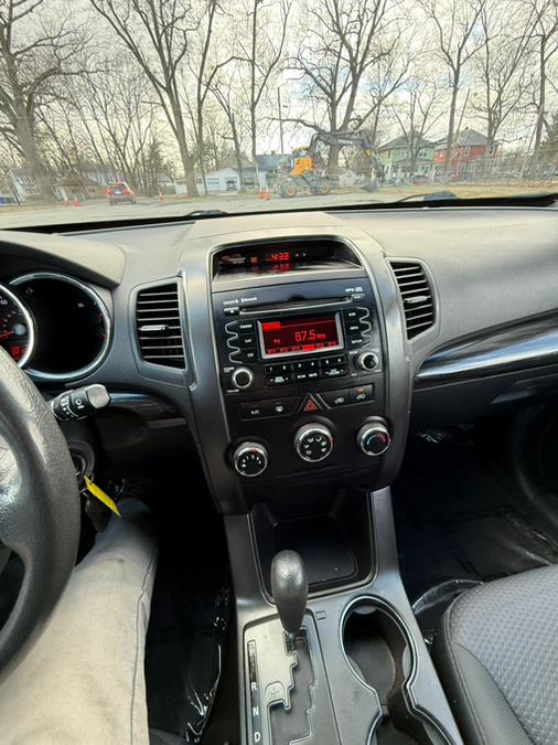 2012 Kia Sorento LX photo