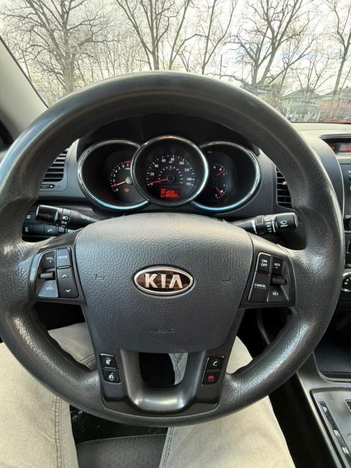 2012 Kia Sorento LX photo