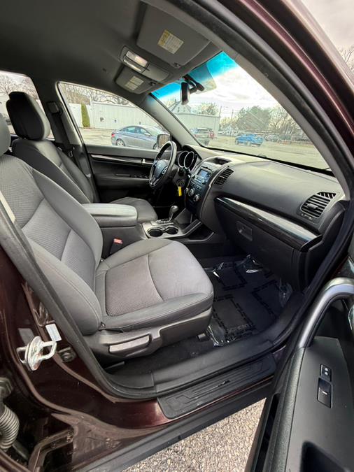 2012 Kia Sorento LX photo