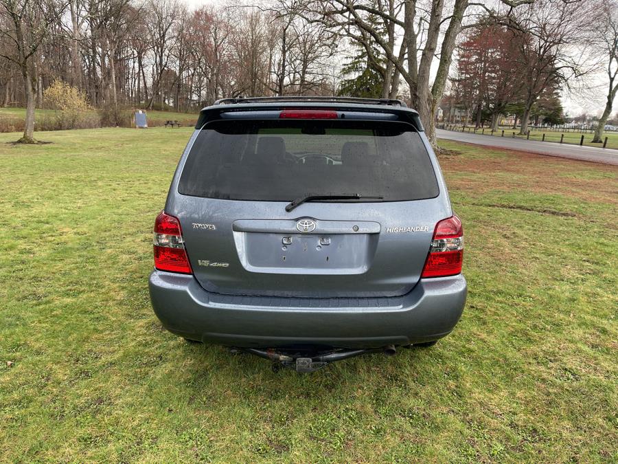 2005 Toyota Highlander photo