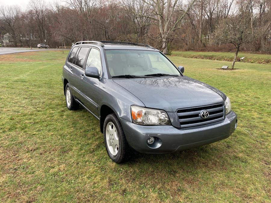 2005 Toyota Highlander 4dr V6 4WD w/3rd Row