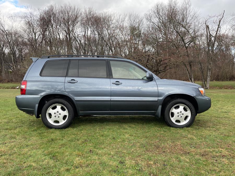 2005 Toyota Highlander photo