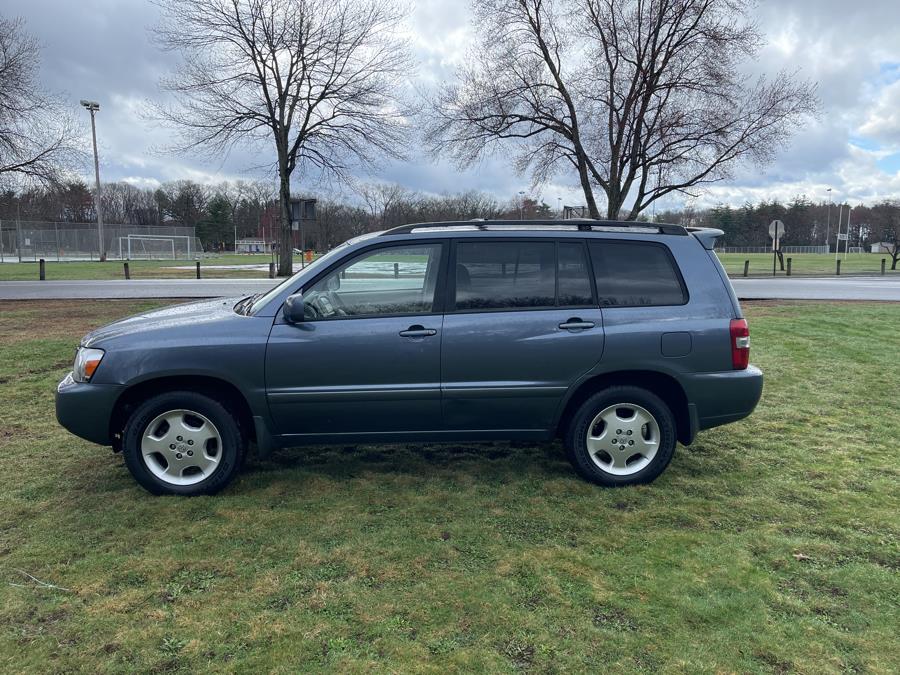 2005 Toyota Highlander photo