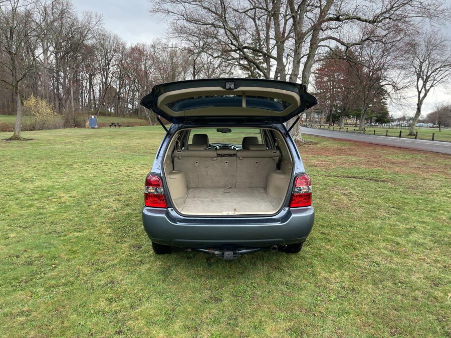 2005 Toyota Highlander photo