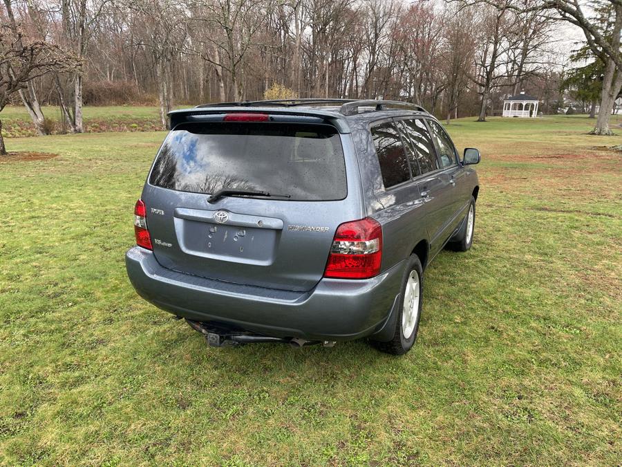 2005 Toyota Highlander photo