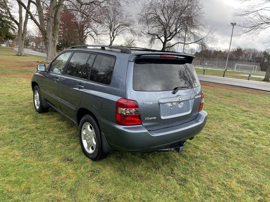 2005 Toyota Highlander photo