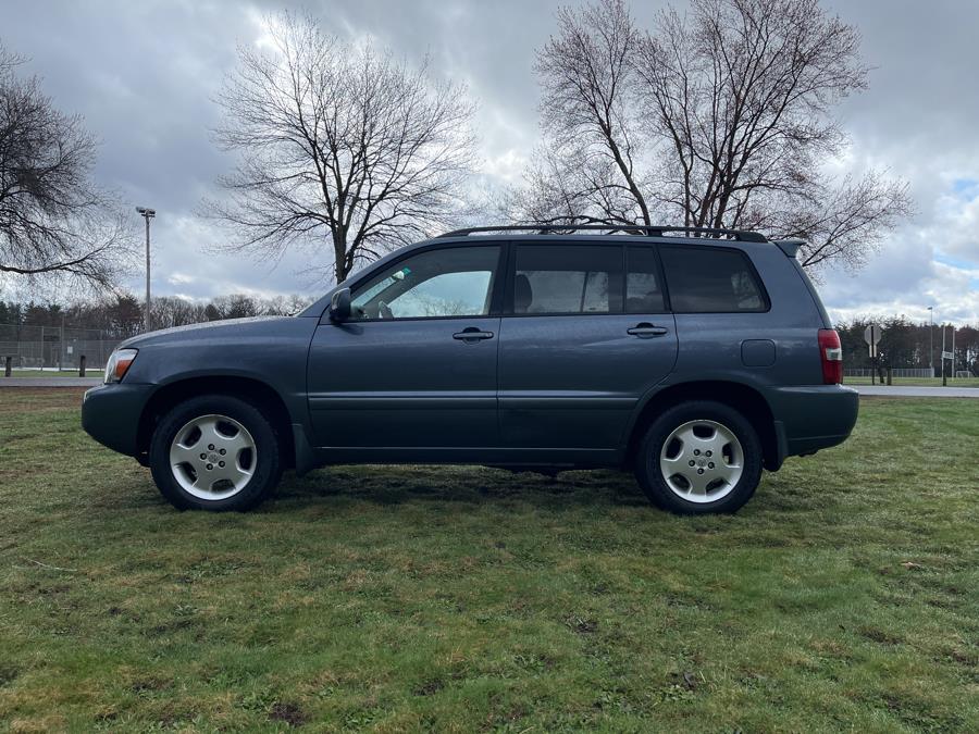 2005 Toyota Highlander photo