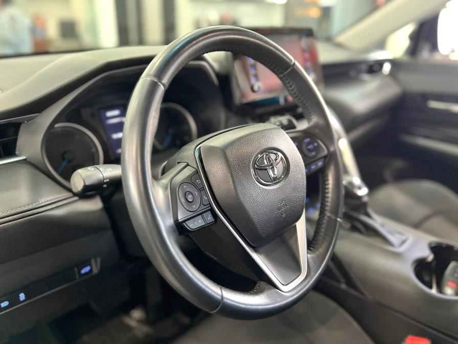 2021 Toyota Venza LE AWD (Natl) photo