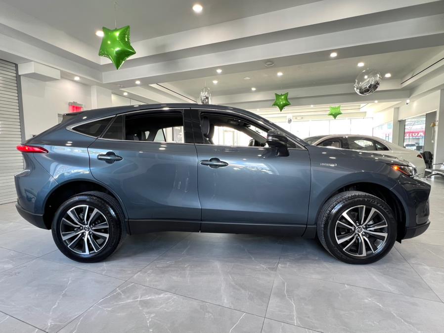 2021 Toyota Venza LE AWD (Natl) photo