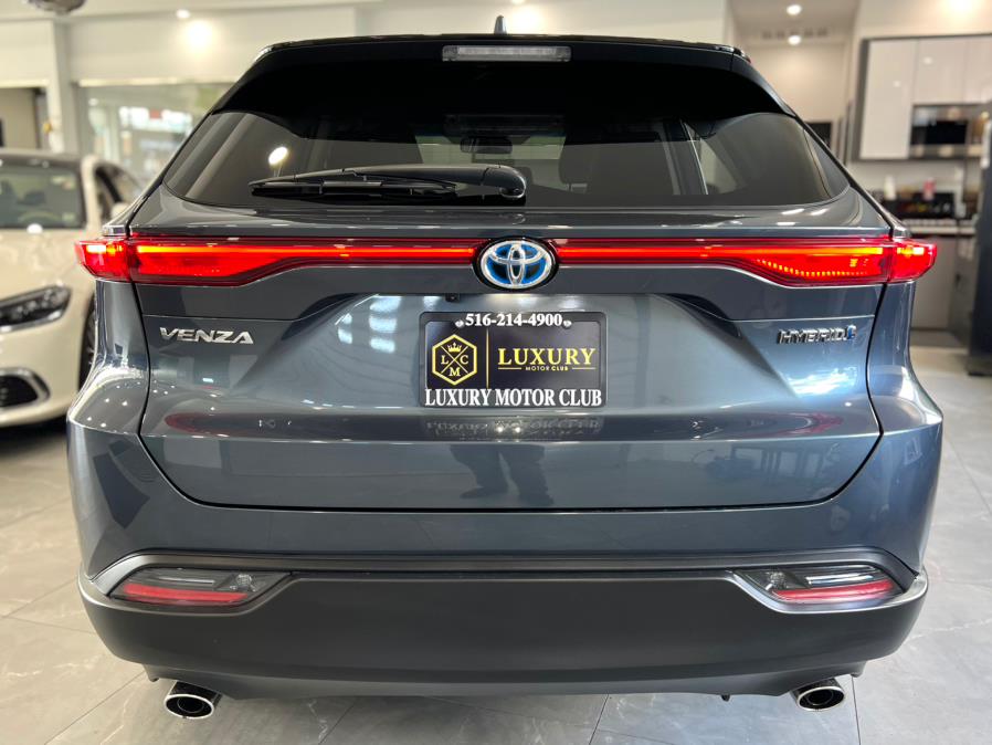 2021 Toyota Venza LE AWD (Natl) photo