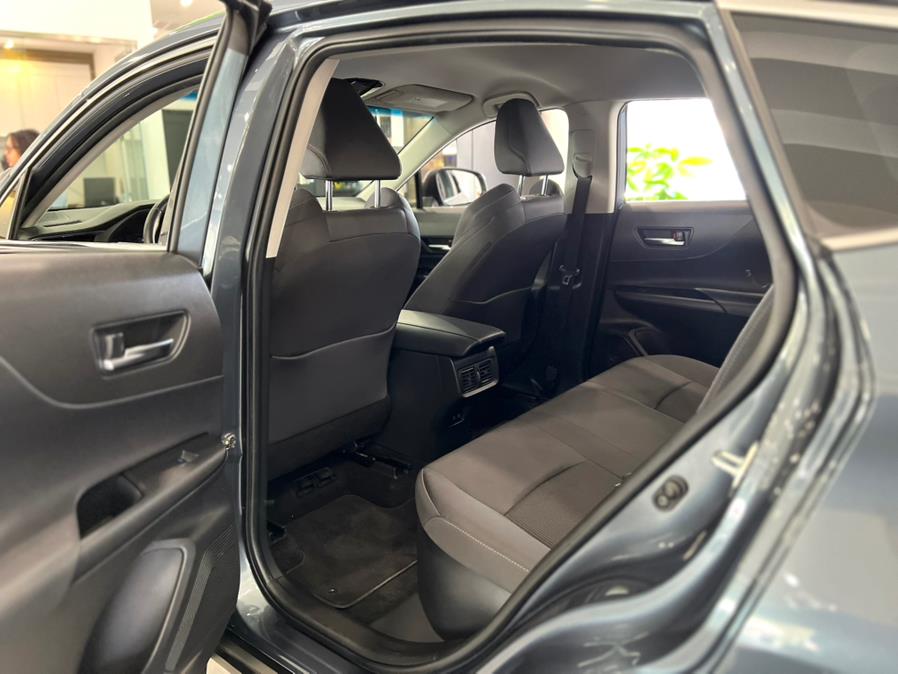 2021 Toyota Venza LE AWD (Natl) photo