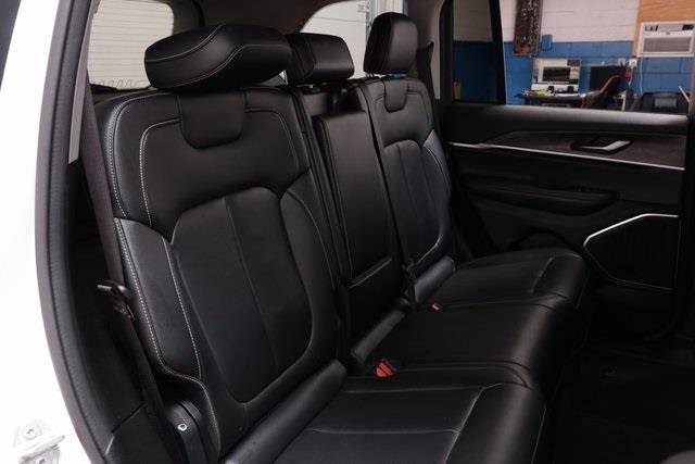 2024 Jeep Grand Cherokee Laredo photo