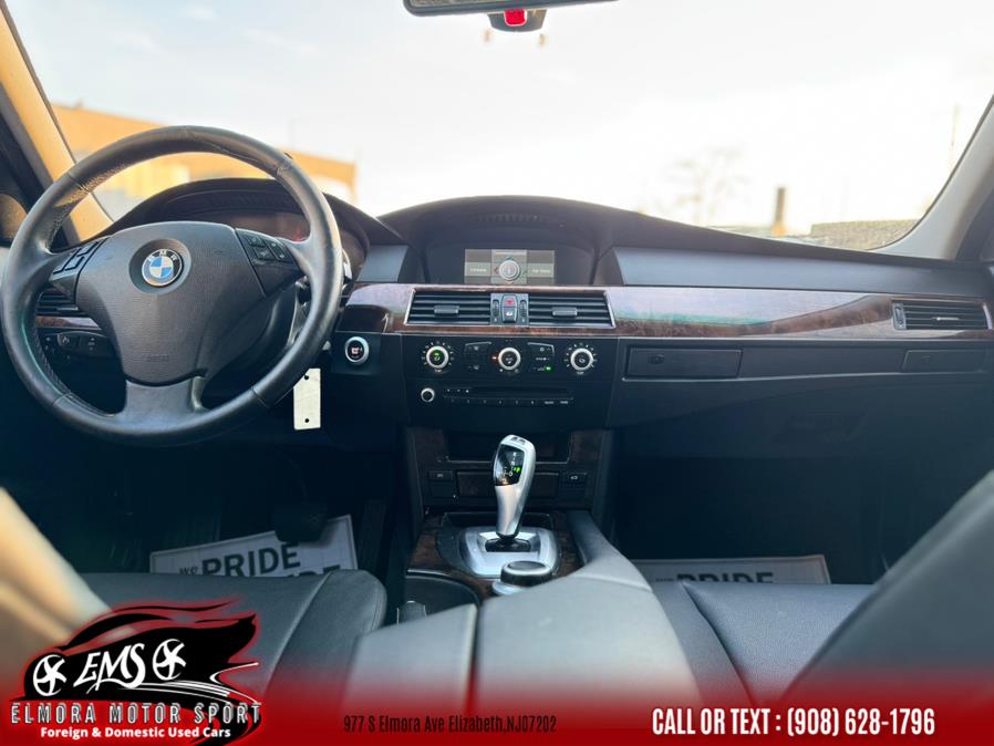 2008 BMW 5-Series 528xi photo