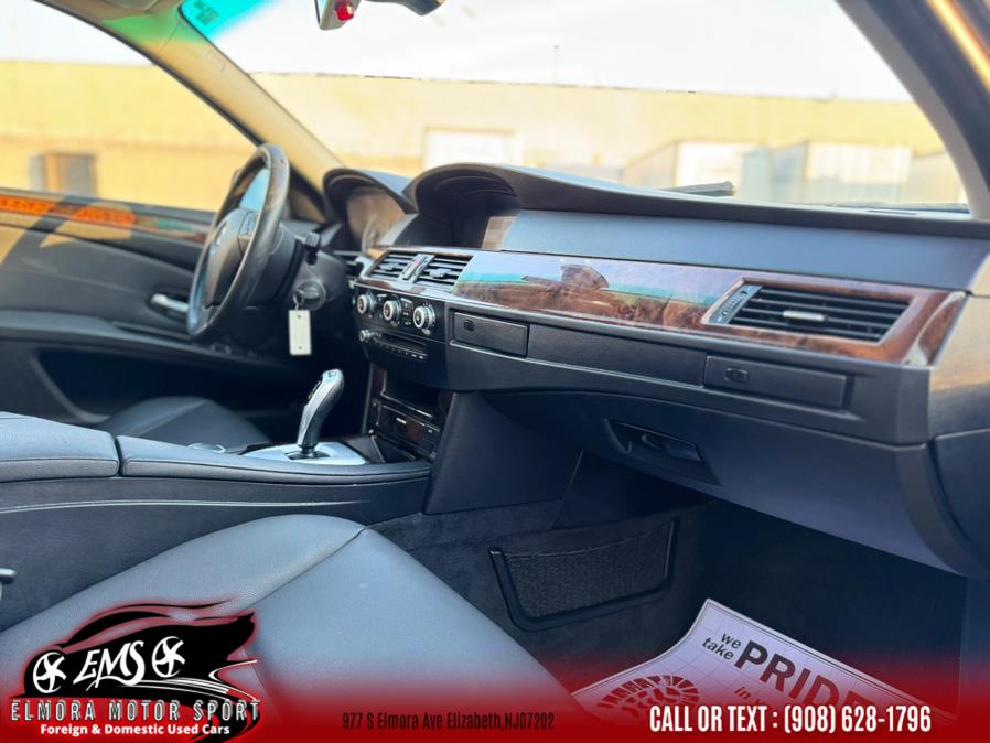 2008 BMW 5-Series 528xi photo