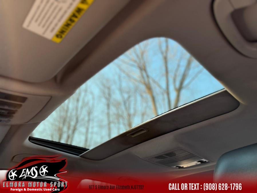 2008 BMW 5-Series 528xi photo